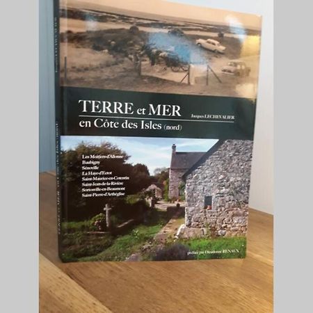 Nouveau Gite Situe Au Coeur Du Cotentin Saint-Pierre-d'Artheglise 外观 照片